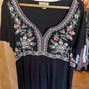 ONE WORLD Black Tunic with Floral Embroidery